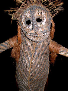 Papuan Gulf, Orihobo spirit costume